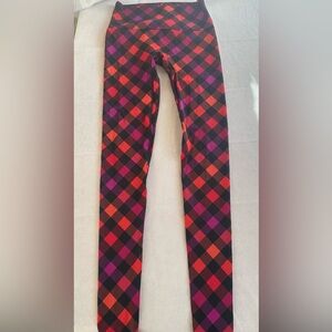 K-DEER Women's Checkered Leggings - Red and Purple